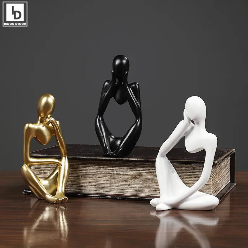 A luxurious man statue for the bedroom design